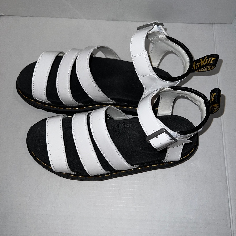 DOC MARTEN BLAIRE HYDRO LEATHER STRAP SANDALS